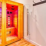 Apartamento Centrum - Wyszynskiego 9 By Royal Aparts *