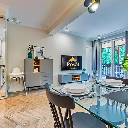 아파트 Centrum - Wyszynskiego 9 By Royal Aparts Świeradów-Zdrój