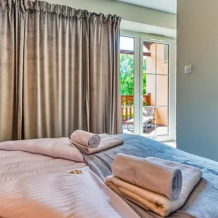 Centrum - Wyszynskiego 9 By Royal Aparts 아파트 *