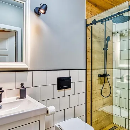 아파트 Centrum - Wyszynskiego 9 By Royal Aparts *