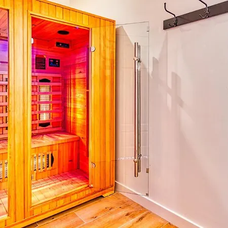 아파트 Centrum - Wyszynskiego 9 By Royal Aparts *