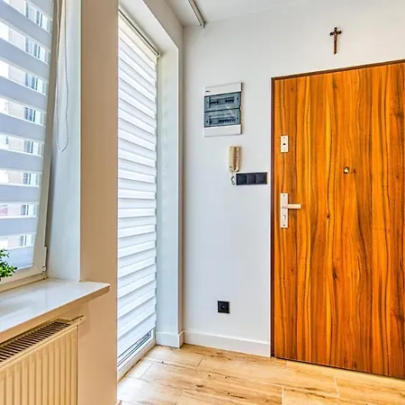 아파트 Centrum - Wyszynskiego 9 By Royal Aparts