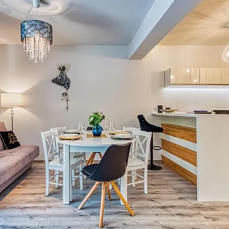 Centrum - Wyszynskiego 9 By Royal Aparts Appartement