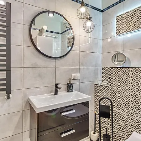 Centrum - Wyszynskiego 9 By Royal Aparts *