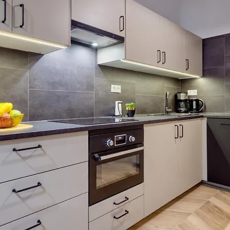 Apartment Centrum - Wyszynskiego 9 By Royal Aparts