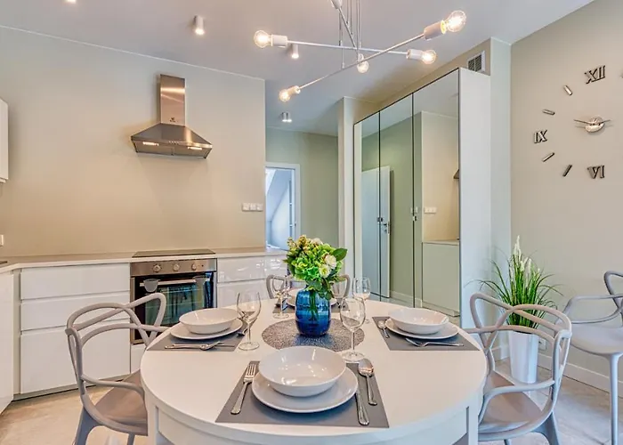 Centrum - Wyszynskiego 9 By Royal Aparts 아파트