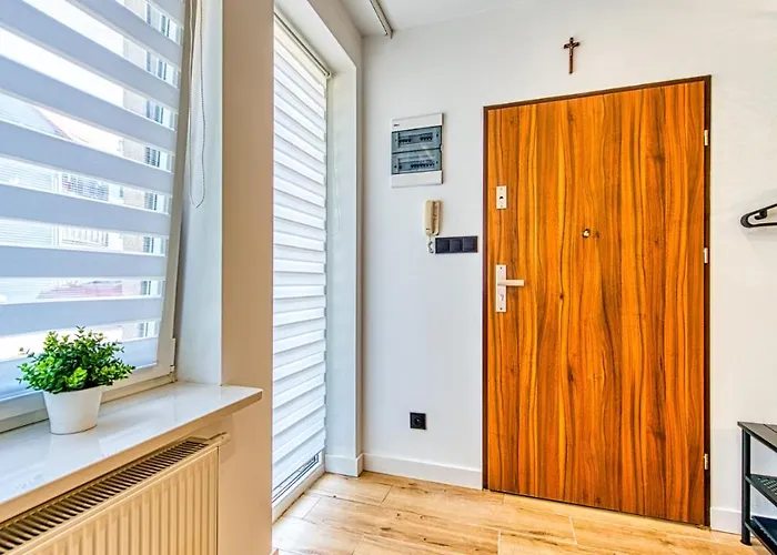 아파트 Centrum - Wyszynskiego 9 By Royal Aparts