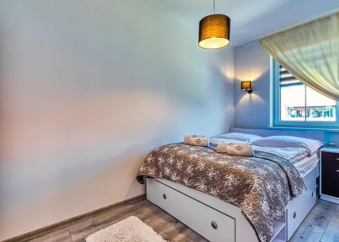 아파트 Centrum - Wyszynskiego 9 By Royal Aparts *